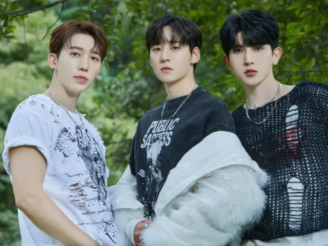 「UKISS」のフン＆ケビン＆キソプ、「UX1」結成…12月に大阪と東京でクリスマスコンサート開催01