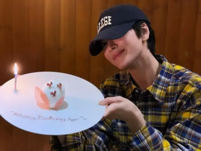 Aktris Song Hye Kyo menurunkan berat badannya secara drastis untuk film terbarunya... "Terkejut" dengan rahangnya yang tajam