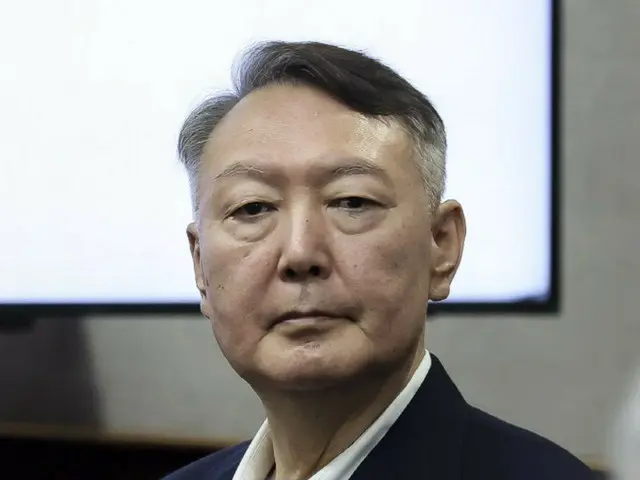 Satu tahun telah berlalu sejak mantan Presiden Korea Selatan Yoon mengumumkan "darurat militer" - surat kabar Korea Selatan: "Pilihan yang dibuat hari itu tetap menjadi tragedi hingga hari ini"