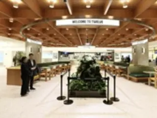 House of Shinsegae dibuka di Cheongdam-dong, Seoul, dengan supermarket mewah, toko pakaian, dan banyak lagi (Korea)