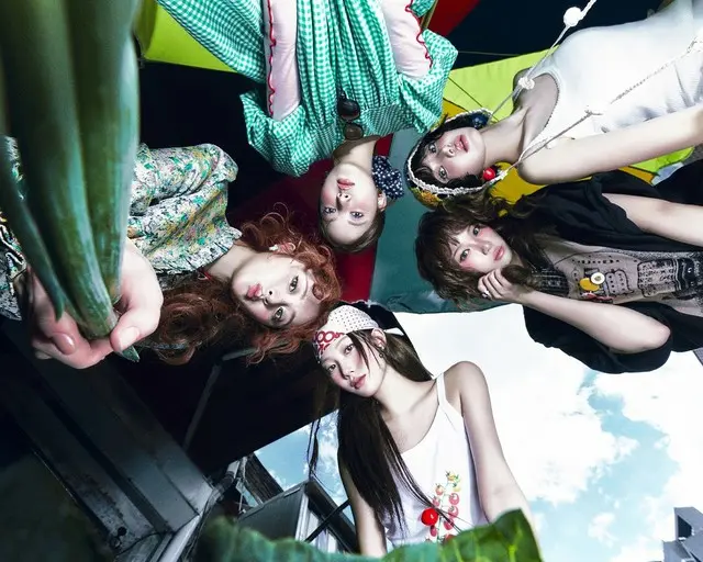 変わらず”HOT”な「LE SSERAFIM」、「SPAGHETTI」がグローバル年末チャートを掌握