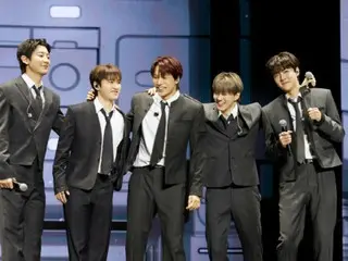 EXO akan segera hadir... Album penuh ke-8 "REVERXE" akan dirilis pada 19 Januari.