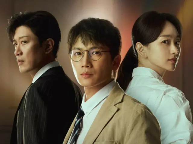 "Second Trial" karya Jisung adalah kisah balas dendam di ruang sidang tentang seorang pria yang mengubah masa lalunya... Tayang perdana pada 2 Januari.