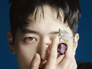 Seo KangJoon, mata coklat menawan...seorang jenius dengan wajah seksi