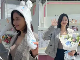 Aktris Lee Bo Young memiliki senyum cerah yang disukai suaminya Jisung... Kecantikan baby face-nya yang memudar selama bertahun-tahun adalah sebuah "bonus"