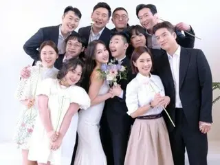 Upacara pernikahan komedian Lee Sang-ho dan mantan anggota "PRODUCE 101" Kim Ja-young hari ini (24)