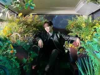 Lee Junho "2PM", dari seksi hingga imut di ruangan yang penuh tanaman