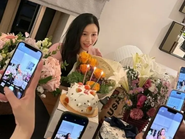 女優イ・ダイン、妊娠中に迎えた誕生日…花のように華やかな美貌