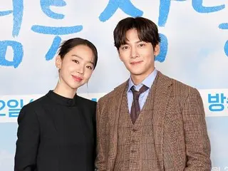 [Foto] Aktor Ji Chang Wook & Shin Hye Sun menghadiri presentasi produksi drama Sabtu dan Minggu baru "Welcome to Samdalli"!