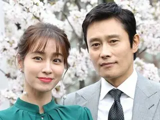 [Resmi] Aktris Lee Min Jung melahirkan putri pertamanya hari ini (tanggal 21) "Suami Lee Byung Hun merawatnya"