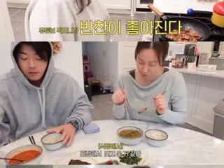 Pasangan Aktor Kwon Sang Woo & Sohn Tae Young, Merinding Akting untuk YouTube? …Sepasang “pasangan mesra” yang juga memberi mereka makanan ringan