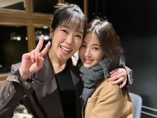 Aktris Song Hye Kyo merilis dua foto dengan anggota tim 'The Glory' Yeom Hye Ran... Persahabatan yang hangat 'Bibiku'