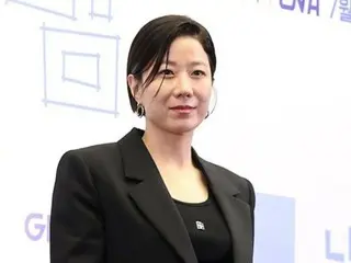 Aktris Jung Hye-jin memposting foto setelah kematian suaminya Lee Sun Kyun... Itu sebenarnya bukan foto terbaru