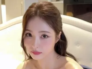 Aktris Sin Se Gyeong memamerkan kecantikannya yang terpancar melalui kamera