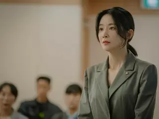Aktris Lee Bo Young mengungkap rahasia Lee Mu Saeng dalam drama baru "Hyde"...Kedua masih dirilis