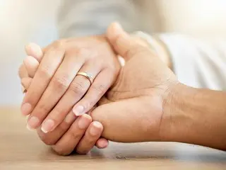 “Tidak ada lagi pasangan yang menikah karena virus corona baru”…Permintaan berlian di Tiongkok “tiba-tiba menurun”