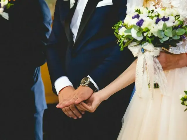 婚姻件数が「12年ぶり」小幅に増加…平均初婚年齢は「最高値」＝韓国