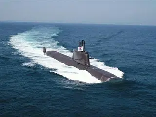 Kapal selam ketiga kelas 3.000 ton yang dikembangkan secara mandiri oleh Korea Selatan diserahkan kepada TNI Angkatan Laut.