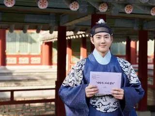 SUHO (EXO) membintangi drama baru "The Crown Prince Disappeared" untuk pertama kalinya hari ini (tanggal 13)...Dia pergi ke "News Center" sebelum siaran