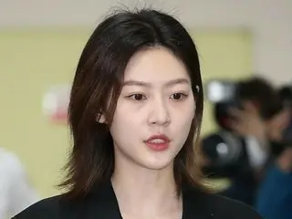 “Menahan diri karena mengemudi dalam keadaan mabuk & rumor percintaan dengan Kim Soo Hyun” Aktris Kim Sae Ron kembali untuk pertama kalinya dalam 2 tahun di atas panggung dalam sebuah drama…Melanjutkan karir akting