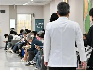 Dalam penyelidikan terhadap siswa sekolah kedokteran yang dipaksa menolak kelas, Asosiasi Medis mengatakan, ``Jika Anda mengacaukan siswa, itu akan menjadi bencana'' vs. pemerintah, ``Kami melindungi para pelaku'' = Korea Selatan