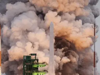 Pengembangan roket yang diproduksi di dalam negeri setelah peluncuran Nuri dengan sungguh-sungguh, sebagai mitra Institut Penelitian Dirgantara Korea dan Hanwha = Korea Selatan
