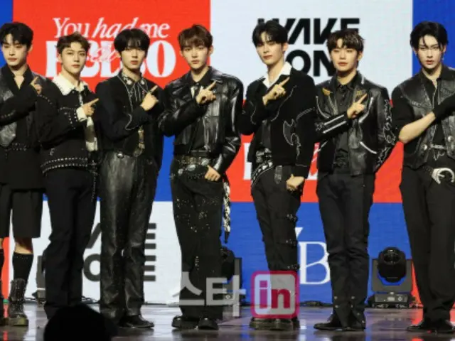 [Foto] “ZERO BASE ONE” mengadakan showcase untuk memperingati perilisan mini album ke-3 mereka “You had me at HELLO”