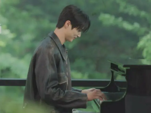 Aktor “terobosan besar” Byeon WooSeok bahkan memainkan piano di variety show populer… mengungkapkan pesona tersembunyinya