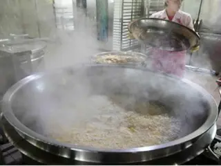 86% juru masak makan siang di sekolah disetujui karena “kanker paru-paru” dan “kecelakaan terkait kerja” = Korea Selatan