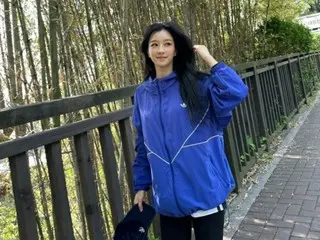 “3 tahun setelah kontroversi gaslighting” Aktris Seo YeaJi, “Berjalan dan berjalan lagi”… Foto terbaru dari senyum cerah dalam pakaian sporty