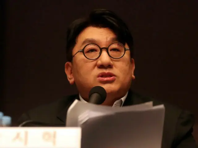 Bang Si Hyuk merasakan konflik internal HYBE... "Kebencian satu orang seharusnya tidak merusak sistem"