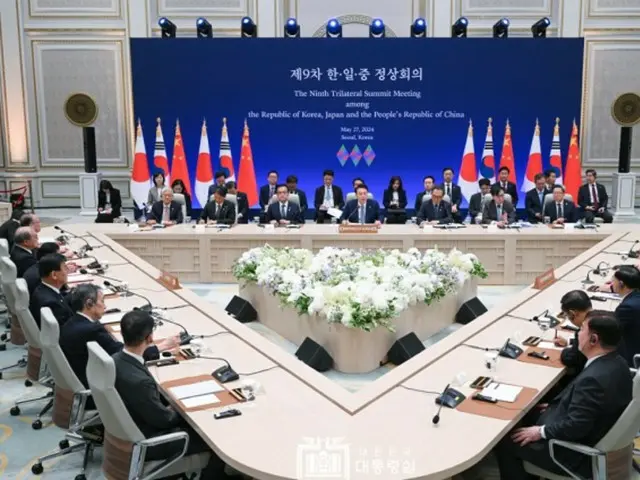 尹大統領「域内の平和・安定には北朝鮮の非核化が重要」＝日中韓首脳会議