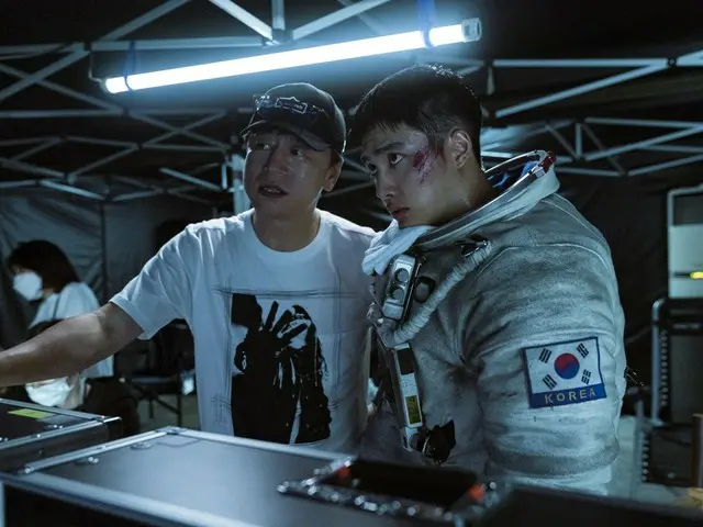 Video pembuatan pertama blockbuster fiksi ilmiah "THE MOON", yang juga mencakup wawancara dengan Do Kyung Soo (DO dari "EXO"), telah tiba