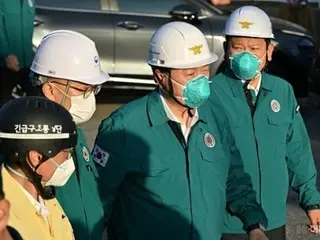 Presiden Yun Seok-Yeol mengunjungi lokasi kebakaran pabrik di Kota Hwaseong dan melakukan inspeksi darurat = Korea Selatan