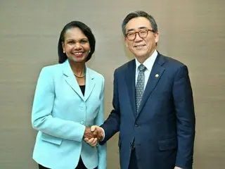 Menteri Luar Negeri Korea Selatan bertemu dengan mantan Menteri Luar Negeri AS Rice, mengungkapkan keprihatinan mengenai penguatan kerja sama militer dengan Rusia dan Korea Utara
