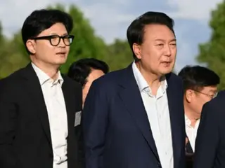 Presiden Yoon dan pemimpin partai berkuasa yang baru mengadakan pertemuan pribadi = Korea Selatan