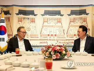 Presiden Yoon mengundang mantan Presiden Lee untuk makan malam dan bertukar pendapat mengenai situasi politik