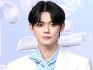 YEONJUN "TXT" juga menimbulkan kontroversi setelah memposting foto yang diambil di Jepang saat Hari Pembebasan, dan akhirnya meminta maaf.