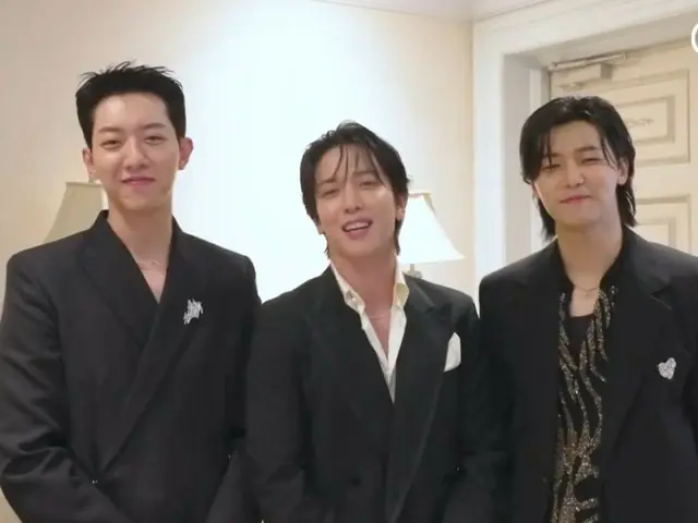 "CNBLUE" mengirimkan pesan dalam bahasa Jepang sebelum perilisan video musik untuk single baru mereka "Life Hymn"