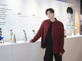 Pameran ulang tahun debut Lee Jung-seok yang ke-14 sukses... "Saya bisa merasakan hati para penggemar melihat saya, dan itu hangat."