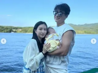 Pasangan Lee Ji Hoon dan Ayane melakukan perjalanan pertama mereka dengan putri mereka... Mereka memiliki genetika yang mirip dan sangat lucu