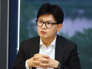 Perwakilan Kekuatan Nasional Korea Han Dong-hoon merayakan Hari Pemuda dengan mengatakan, ``Kenyataannya adalah masa depan itu menyakitkan dan memalukan.'' - Korea Selatan