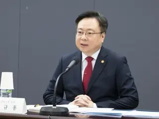 Seberapa jauh konflik antara komunitas medis dan pemerintah? ...Menteri Kesehatan dan Kesejahteraan Cho Kyu-heon: ``Akan sulit mengubah kapasitas sekolah kedokteran pada tahun 2025'' = Korea Selatan