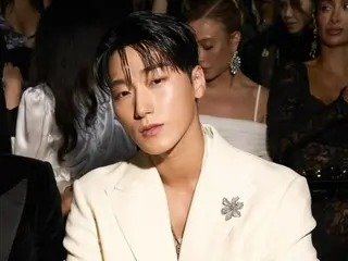 'ATEEZ' Sun, 2 foto bersama Madonna di Milan Fashion Week