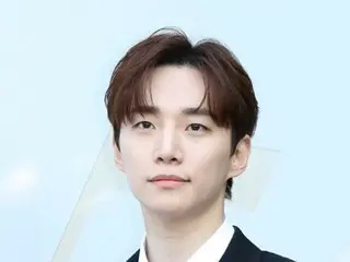 Junho "2PM" sebenarnya adalah sepupu komentator bisbol Kim Sun-woo... Muncul pada upacara lemparan pertama di "Tim Bisbol Terkuat" hari ini