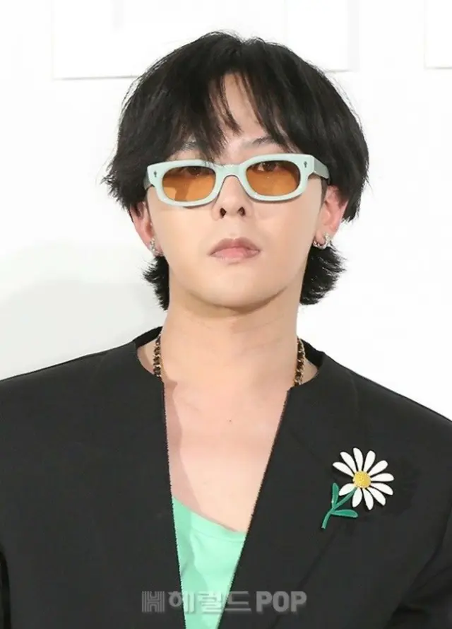 【公式】G-DRAGON、本日（2日）「ユ・クイズ」の収録でユ・ジェソクと再会…今月中に放送予定