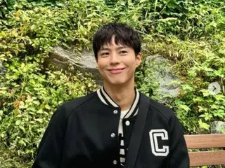 Park BoGum memiliki visual yang lebih mewah dibandingkan brand kelas atas... Senyuman yang membuat jantung berdebar