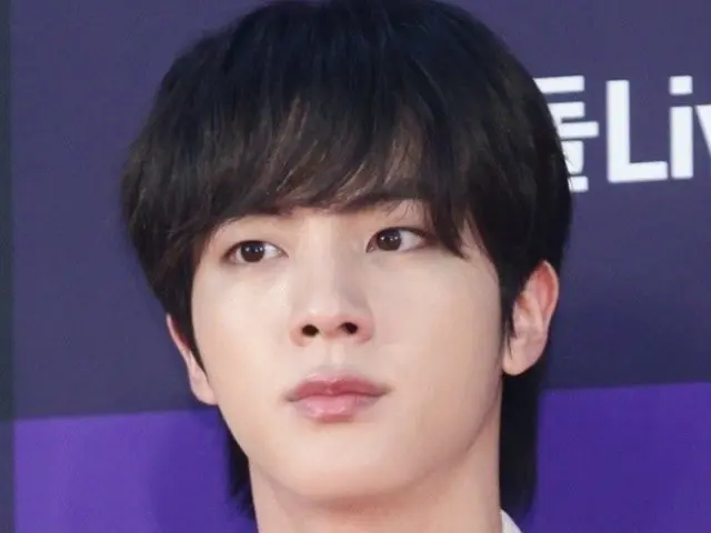 JIN “BTS” mengadakan pop-up untuk memperingati perilisan album baru “Happy”… Rasakan “jalan menuju kebahagiaan” secara offline