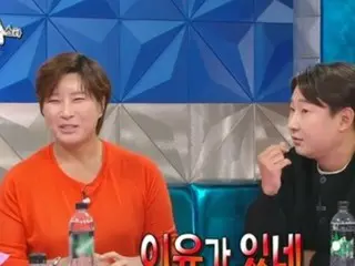 Mantan pemain sepak bola nasional Korea Selatan Lee ChunSoo ditertawakan oleh Pak SeRi karena "serangan verbal yang mematikan" = "Radio Star"