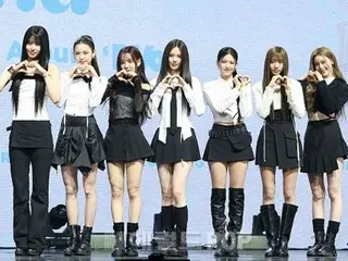 [Foto] Girl group "izna" mengadakan showcase untuk memperingati perilisan mini album pertama "N/a"